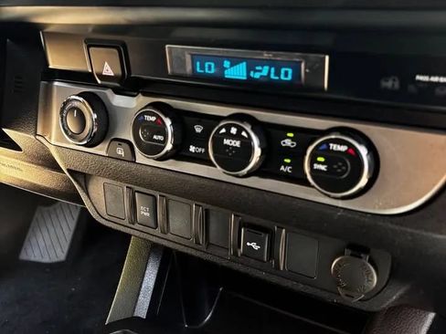 Used 2023 Toyota Tacoma SR AWD/4WD image 11