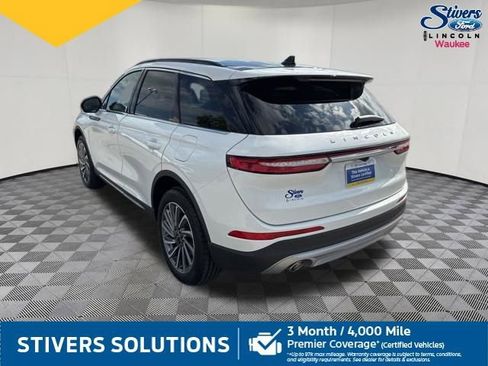 Certified 2025 Lincoln Corsair Reserve AWD/4WD image 10