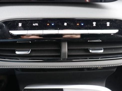 New 2026 Buick Enclave Preferred w/ Power Package AWD/4WD image 28
