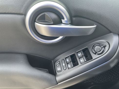 Used 2018 FIAT 500X Pop AWD/4WD image 12