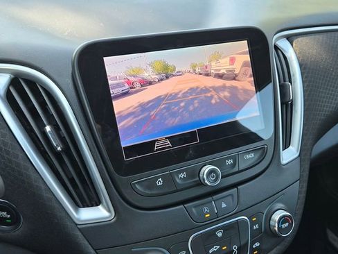 Used 2023 Chevrolet Malibu LS FWD image 25