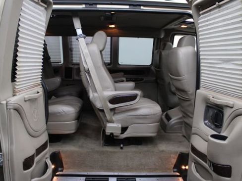 Used 2012 GMC Savana 2500 Extended image 32