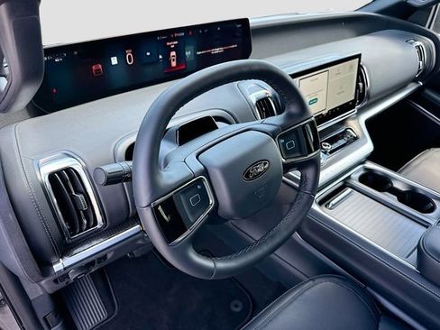 New 2026 Ford Expedition Max Platinum AWD/4WD image 6