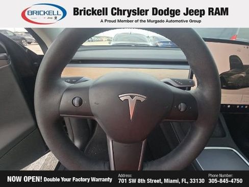 Used 2025 Tesla Model Y Performance AWD/4WD image 27