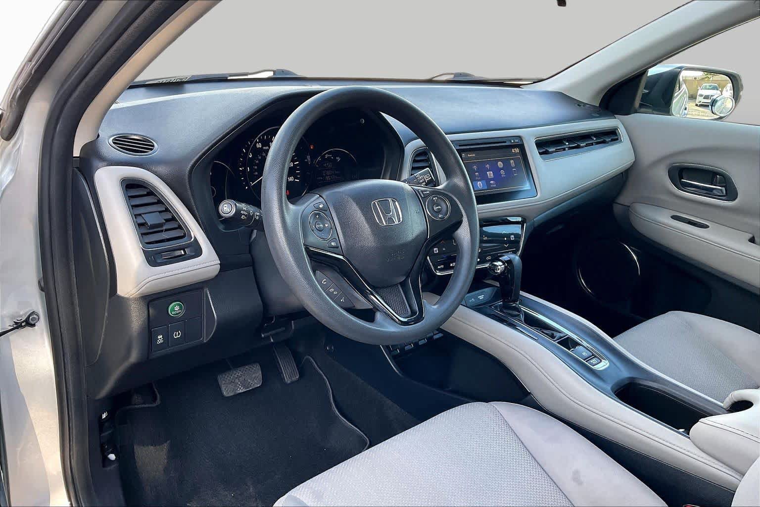 Used 2016 Honda HR-V EX image 17