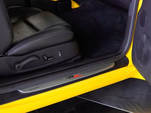 Used 2006 Chevrolet SSR w/ Preferred Equipment Group image 51