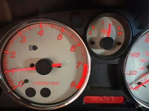 Used 2002 MAZDA MX-5 Miata image 18