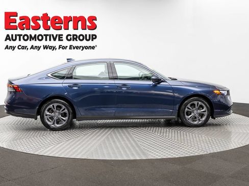Used 2023 Honda Accord EX image 4