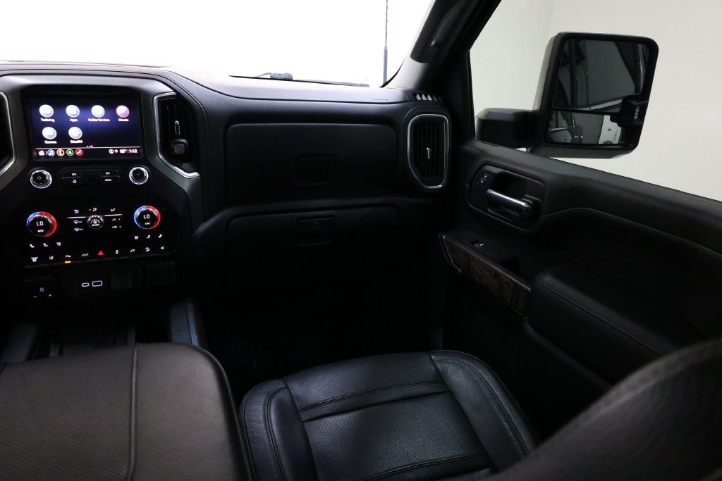 Used 2023 GMC Sierra 2500 Denali w/ Denali Black Diamond Edition AWD/4WD image 97