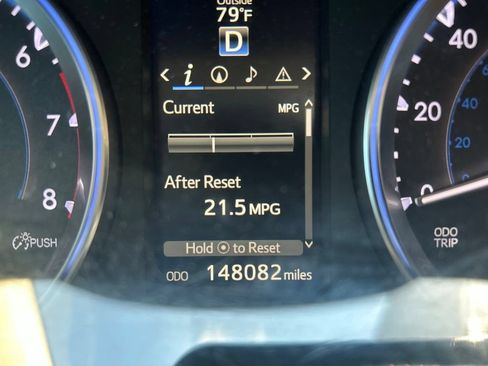Used 2016 Toyota Highlander Limited FWD image 3