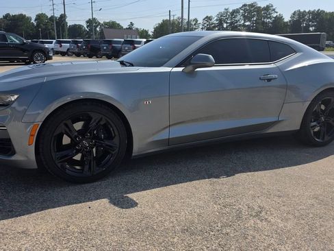 Used 2024 Chevrolet Camaro SS RWD image 3