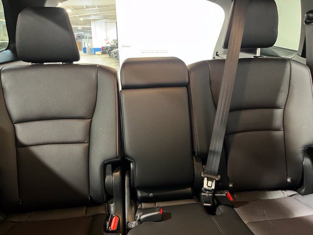 Used 2025 Honda Passport Black Edition image 13