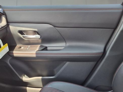 New 2025 Nissan Kicks SR w/ Illumination Package image 25