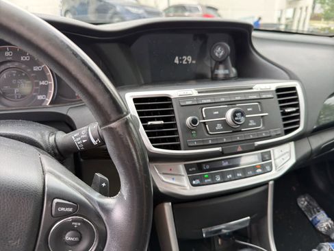 Used 2014 Honda Accord Sport image 21