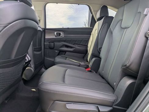 New 2026 Kia Sorento SX AWD/4WD image 12
