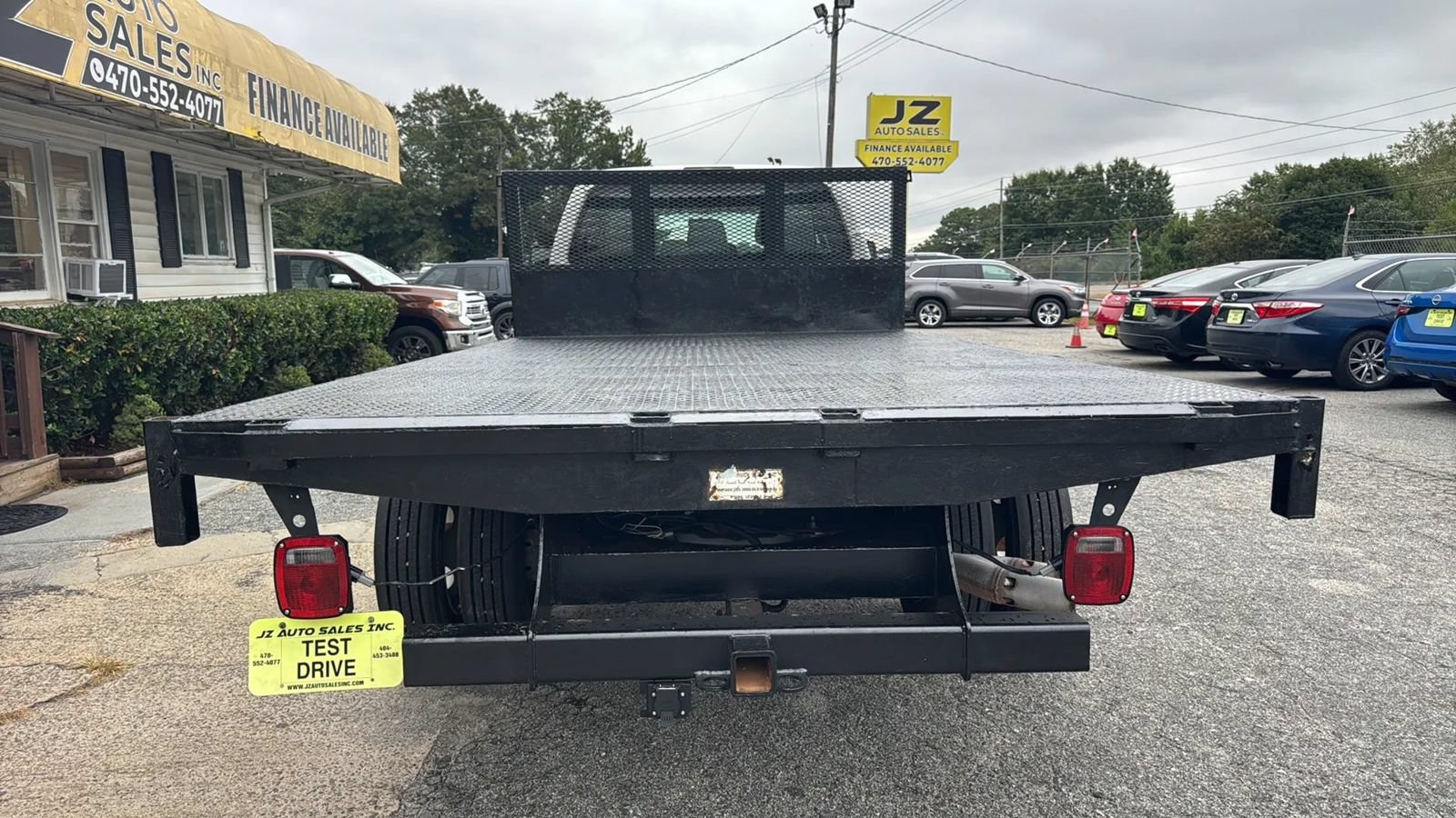 Used 2016 Ford F550 2WD Crew Cab Super Duty w/ Power Equipment Group image 4