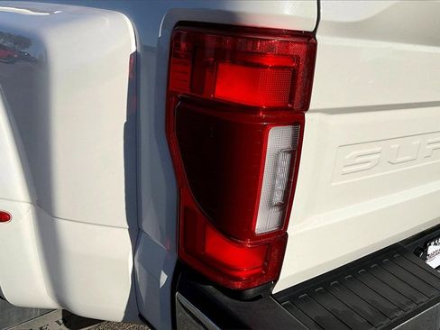 Used 2022 Ford F350 Lariat w/ Lariat Ultimate Package image 26