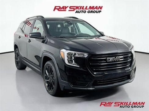 Used 2023 GMC Terrain SLE w/ Driver Convenience Package AWD/4WD image 1
