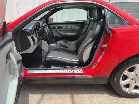 Used 2000 Mercedes-Benz SLK 230 image 7