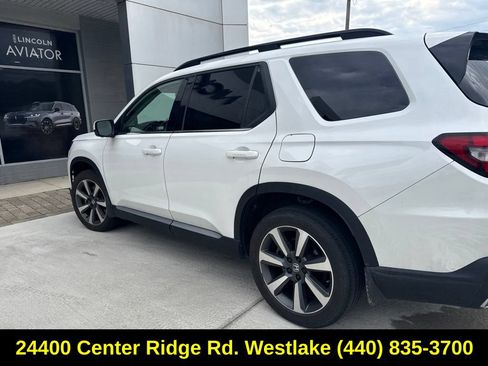 Used 2024 Honda Pilot Elite image 17