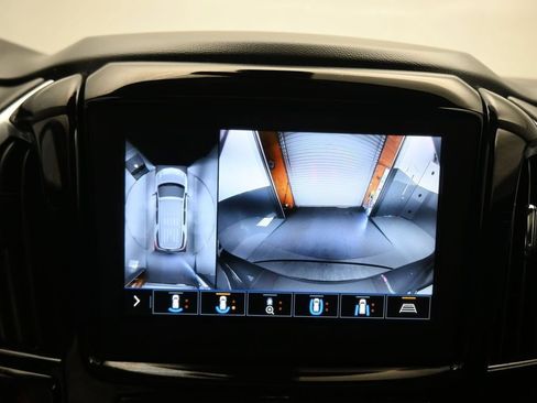 Used 2020 Chevrolet Traverse LT w/ LT Premium Package AWD/4WD image 22