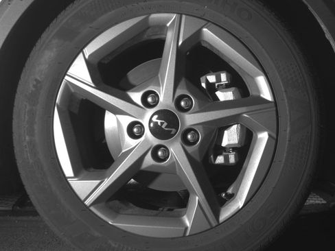 Used 2025 Kia K4 LXS image 13