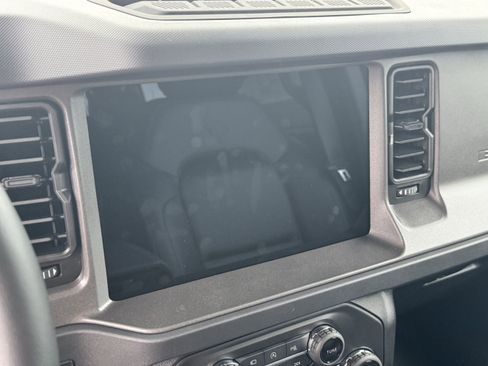 New 2025 Ford Bronco Badlands AWD/4WD image 17