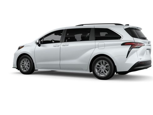 New 2026 Toyota Sienna XLE FWD image 5