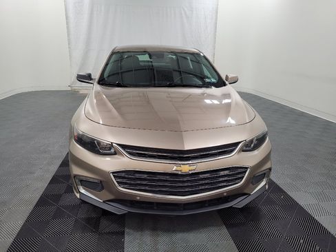 Used 2018 Chevrolet Malibu LT w/ Driver Confidence Package FWD image 14
