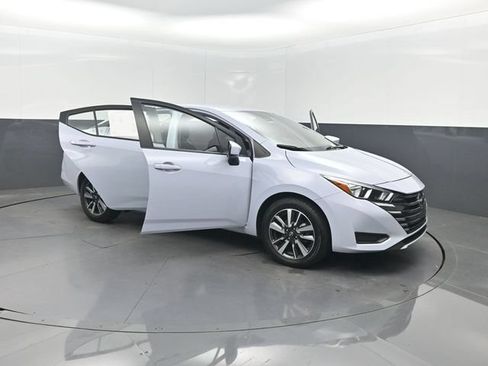 Used 2024 Nissan Versa SV FWD image 36