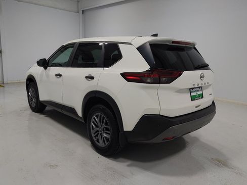 Used 2023 Nissan Rogue S AWD/4WD image 5