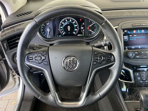 Used 2014 Buick LaCrosse Leather FWD image 18