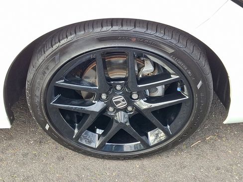 Used 2024 Honda Civic Sport image 8