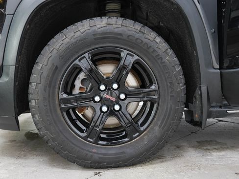 Used 2023 GMC Acadia AT4 w/ GMC Pro Grade Package AWD/4WD image 33