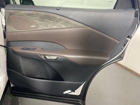 Certified 2025 Lexus RX 350 AWD w/ Convenience Package image 32