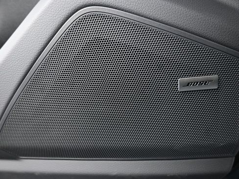 Certified 2026 Porsche Cayenne AWD/4WD image 16