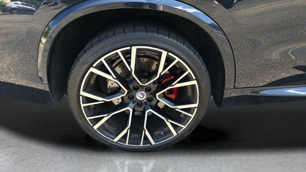 Used 2022 BMW X5 M w/ Competition Package 2 AWD/4WD image 14