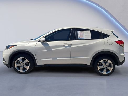 Used 2020 Honda HR-V LX image 2