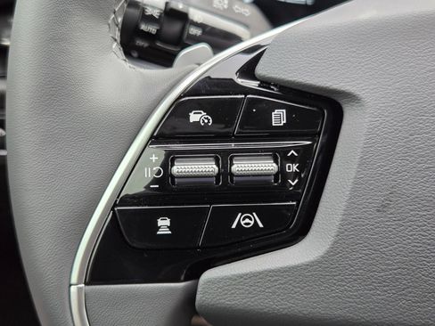 New 2026 Kia Niro SX Touring FWD image 27