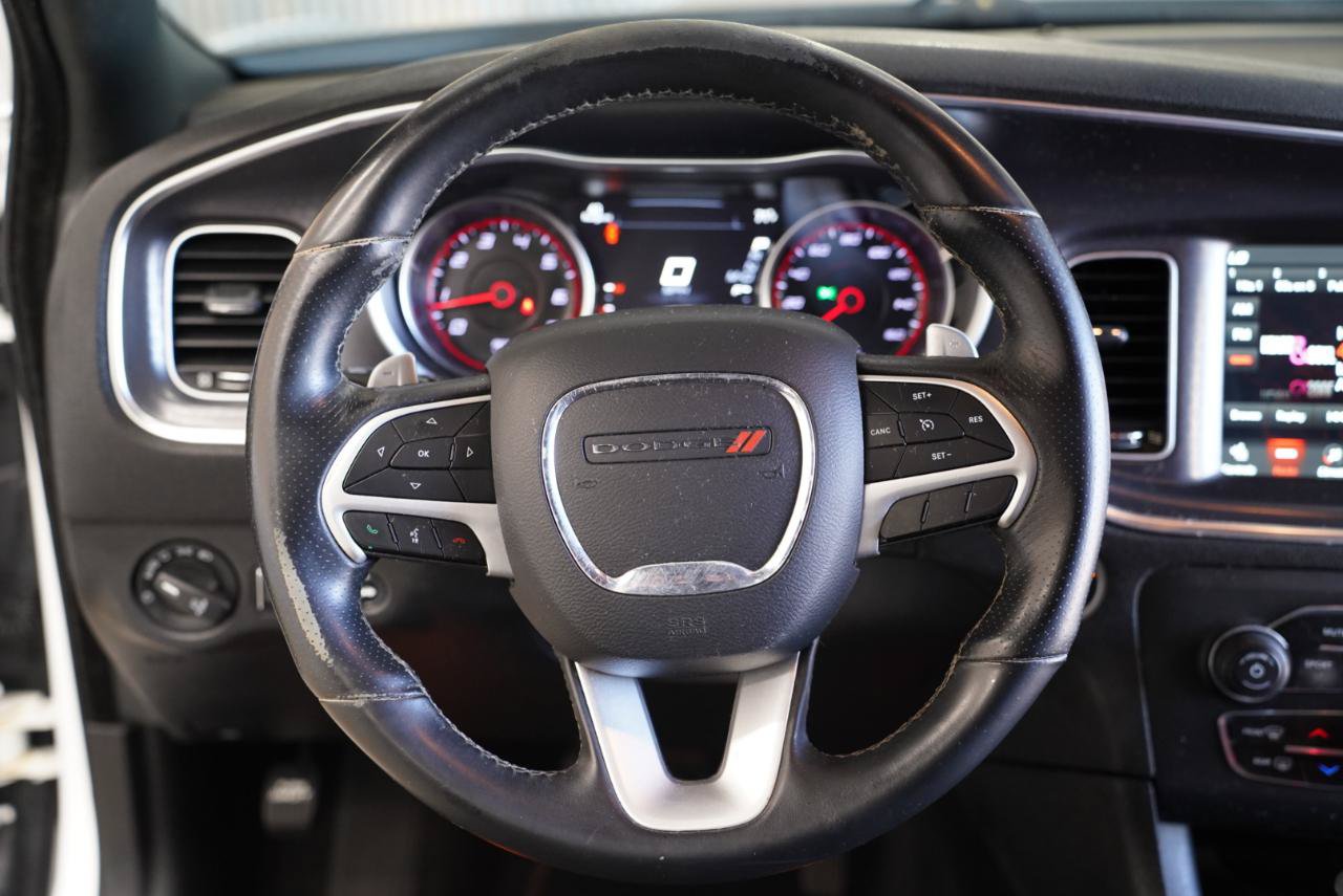 Used 2018 Dodge Charger R/T RWD image 12
