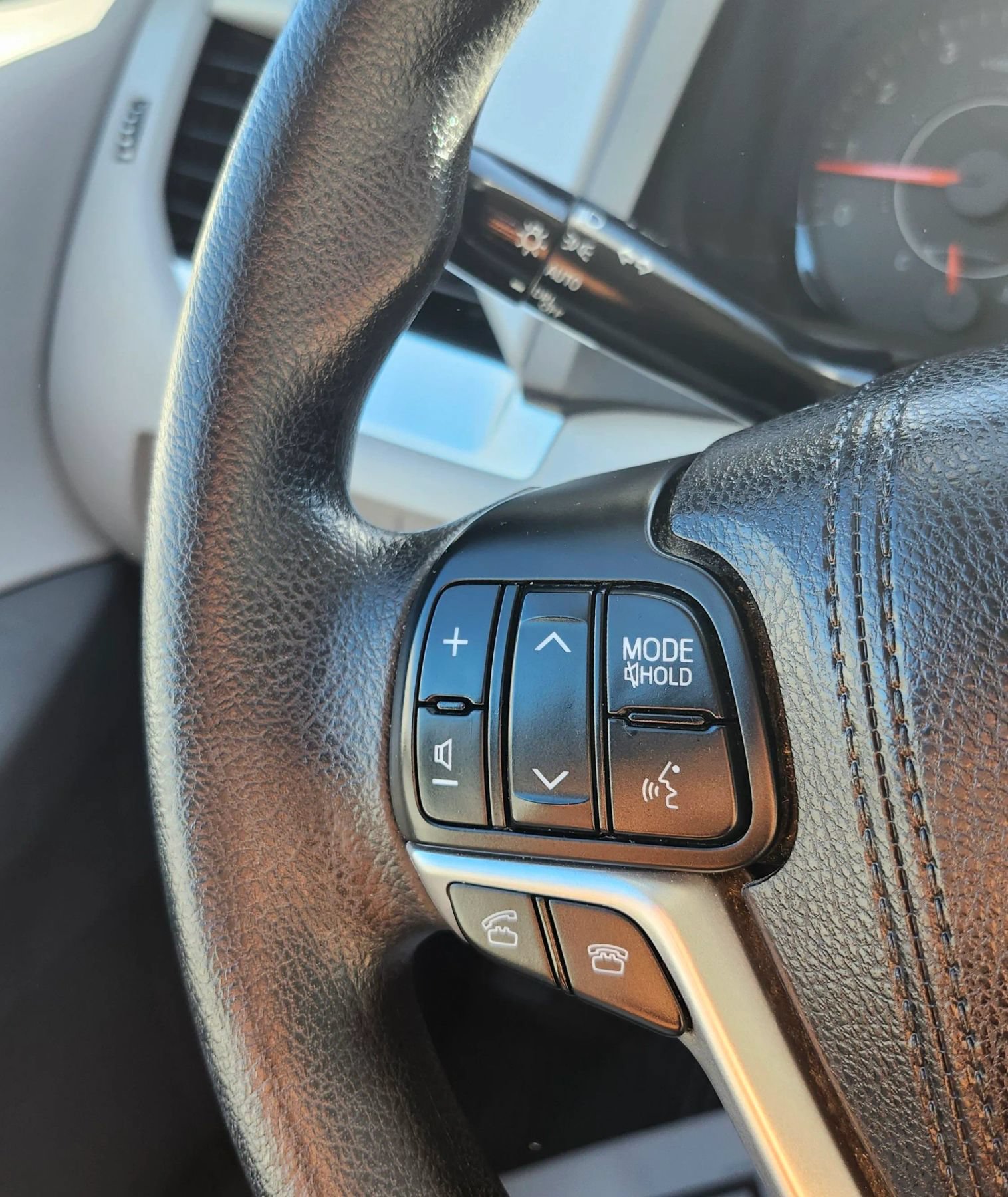 Used 2017 Toyota Sienna LE FWD image 25