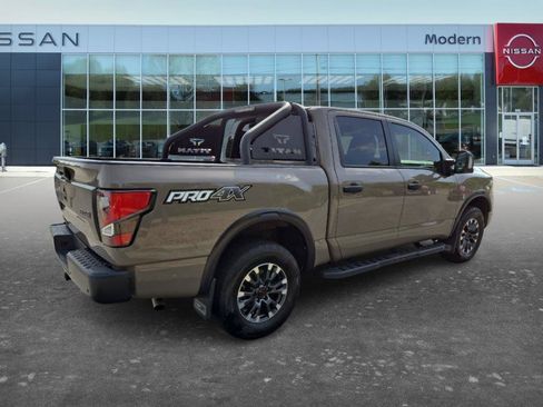 Used 2024 Nissan Titan PRO-4X w/ Pro-4x Convenience Package AWD/4WD image 5