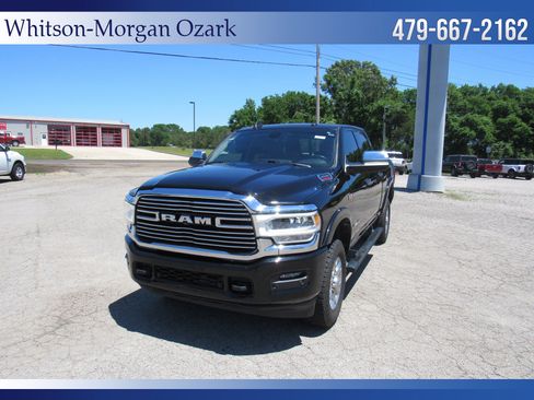 Used 2022 RAM 2500 Laramie AWD/4WD image 3