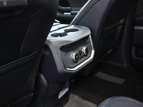 New 2026 Ford Expedition Platinum AWD/4WD image 16