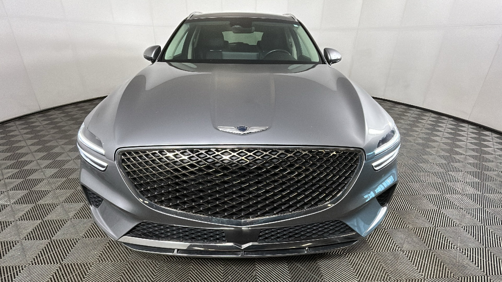 Used 2025 Genesis GV70 2.5T AWD/4WD image 9