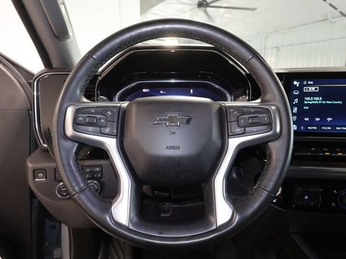 Used 2024 Chevrolet Silverado 1500 LT Trail Boss w/ Convenience Package II AWD/4WD image 10