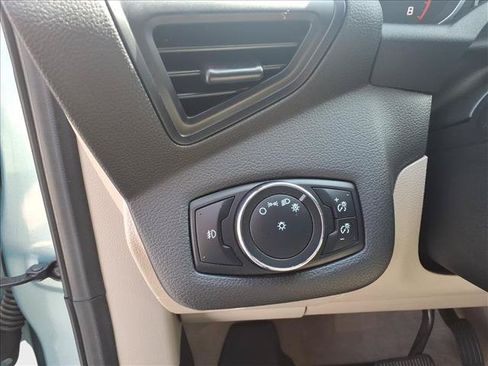 Used 2013 Ford Escape SE FWD image 20