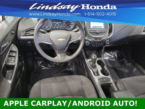 Used 2017 Chevrolet Cruze LT w/ Convenience Package image 12