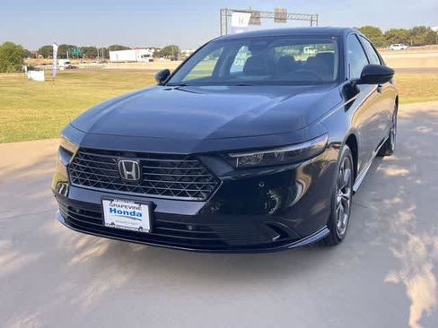 Certified 2026 Honda Accord EX-L image 2