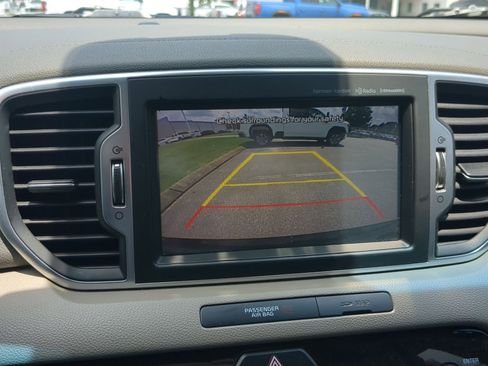 Used 2018 Kia Sportage EX w/ EX Technology Package FWD image 16